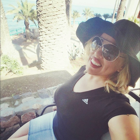 OFFER AWAY TODAY IM READY TO ACCEPT XOXO - Picture 6 of 6